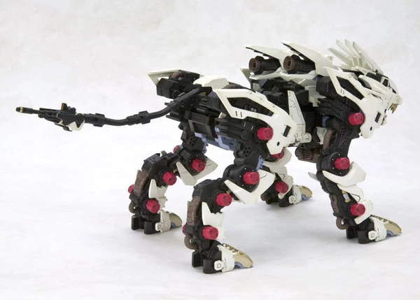 KOTOBUKIYA RZ-041 Liger Zero Marking Plus Ver Zoids Model Kit 7 KOTOBUKIYA RZ-041 Liger Zero Marking Plus Ver Zoids Model Kit - Image 5
